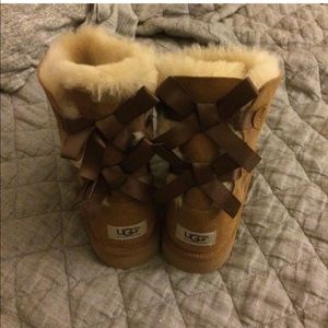 Ugg Bailey Bow II